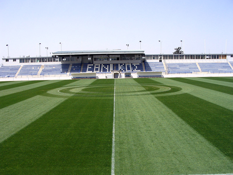 campo-de-futbol-chipre-con-cesped-dalmau-2