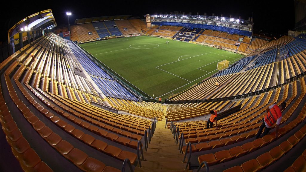 campo-de-futbol-la-ceramica-villarreal-con-semillas-dalmau-1
